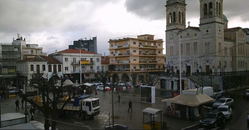 Καταστηματάρχες - Τρίπολη: "Εκφράζουμε δυσαρέσκεια για τις κυκλοφοριακές ρυθμίσεις στην πλατεία"